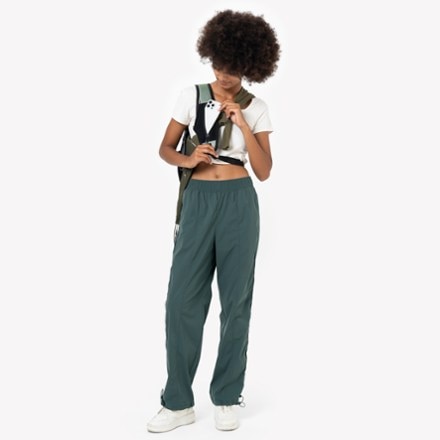 Sherpani Esprit Anti-Theft Sling Bag 6