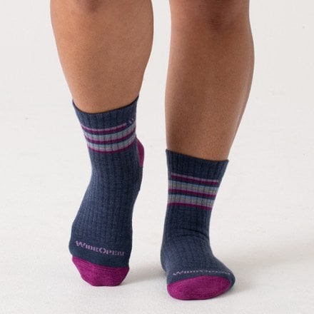 Wide Open Multi Stripe Cushioned Micro Crew Socks - Women's 5