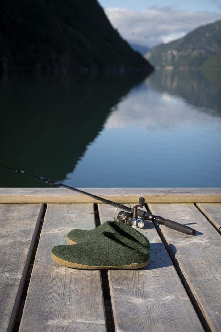 Location Image for Model BR Slip-On Slippers - Men's