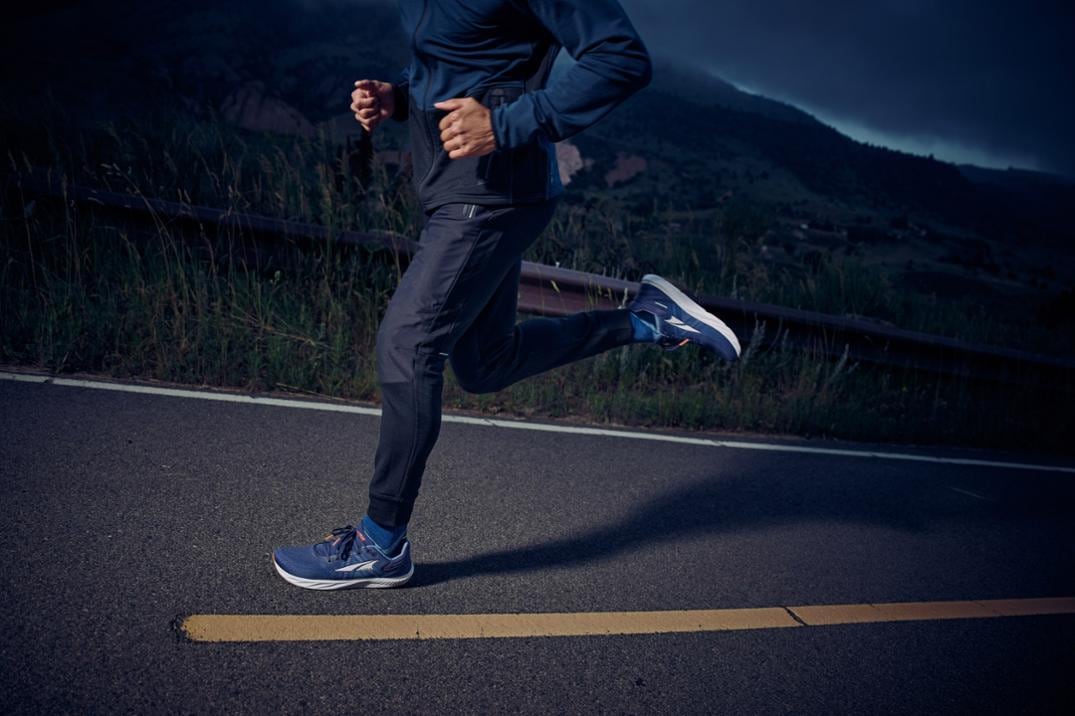 Location Image for Altra x Smartwool Escalante 4 Road-Running Shoes - Men's