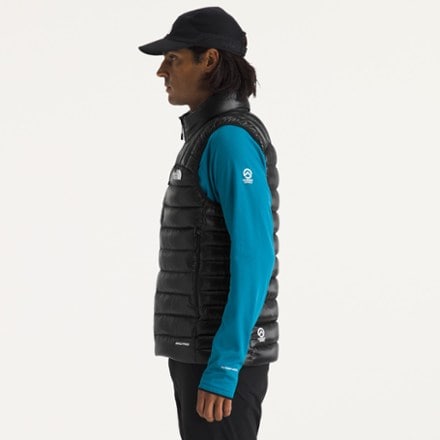 The North Face Summit Series Breithorn Down Vest - Men's 3
