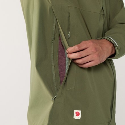 Fjallraven HC Hydratic Trail Jacket - Men's 5