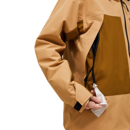 Peak Performance Edge HIPE 2L Insulated Jacket - Women's 9