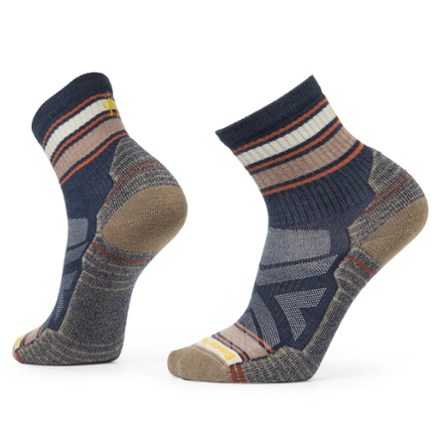 Smartwool Performance Hike Light Cushion Striped Mid Crew Socks - Men's 0