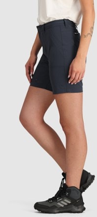 Outdoor Research Ferrosi 7" Shorts - Women's 4