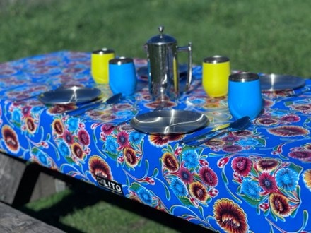 LITO: Luxury in the Outdoors Outdoor Tablecloth 3