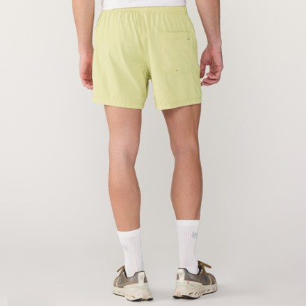 Vuori Kore Shorts - Men's 5" Inseam 2