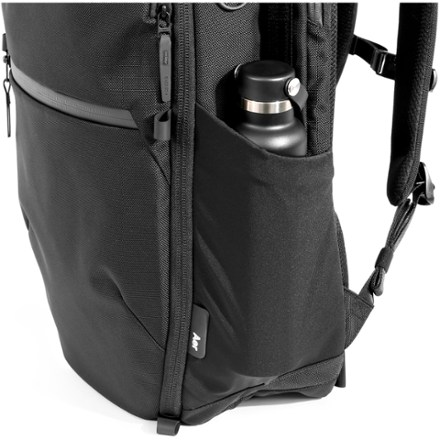 Aer Travel Pack 4 - 35 L 9