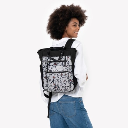 Sherpani Soleil Anti-Theft Convertible Pack - Women's 3