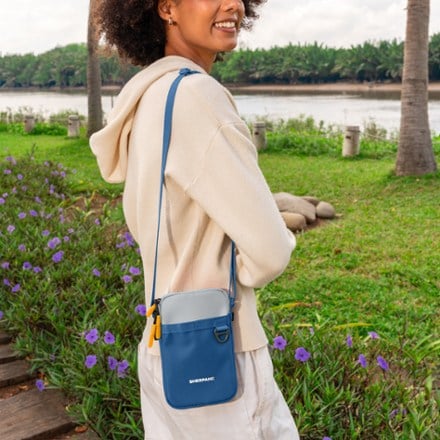 Sherpani Cruz Crossbody Bag 5