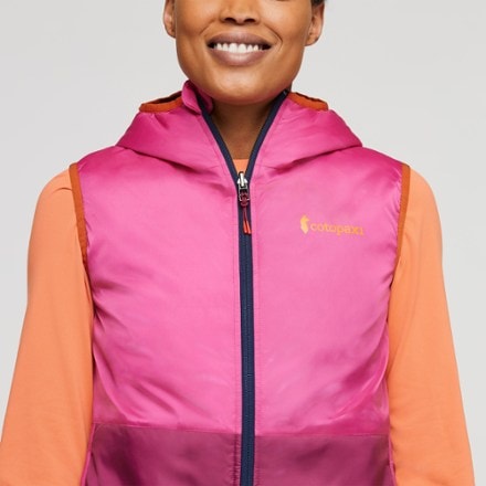 Cotopaxi Teca Calido Hooded Insulated Vest - Women's 7