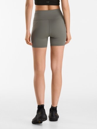 Arc'teryx Essent High-Rise 5" Shorts - Women's 2