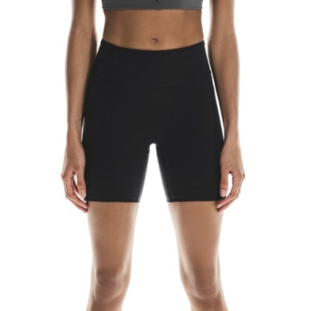 On Performance Tights Shorts - Women's 4