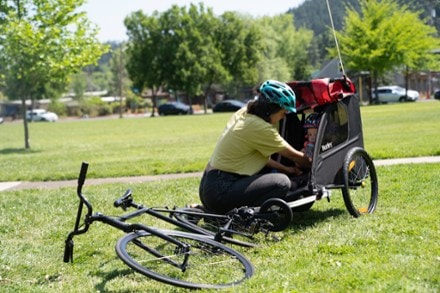 Burley Honey Bee Bike Trailer/Stroller 9