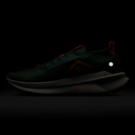 Nike Zegama 2 Trail-Running Shoes - Men's 8