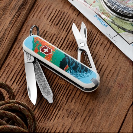 Swiss Army Classic SD Knife - National Park Edition 3