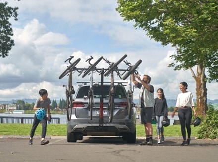 Yakima HangTight 6-Bike Hitch Rack 9