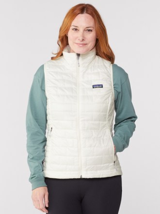 Patagonia white sales vest womens