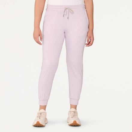 Vuori Performance Joggers - Women's 1