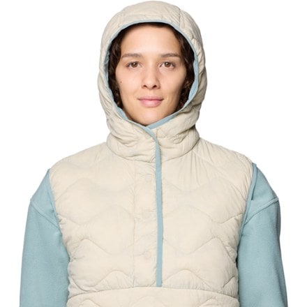 Mountain Hardwear Seek Out Snap-Neck Insulated Vest - Women's 4