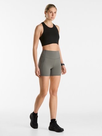 Arc'teryx Essent High-Rise 5" Shorts - Women's 3