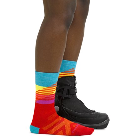 Darn Tough Lillehammer Nordic Boot Lightweight Ski and Snowboard Socks - Women's 2