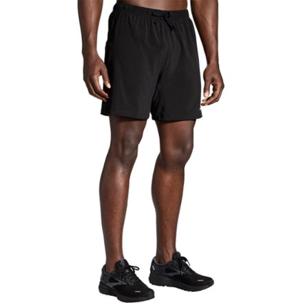 Brooks Moment 7" Shorts - Men's 1