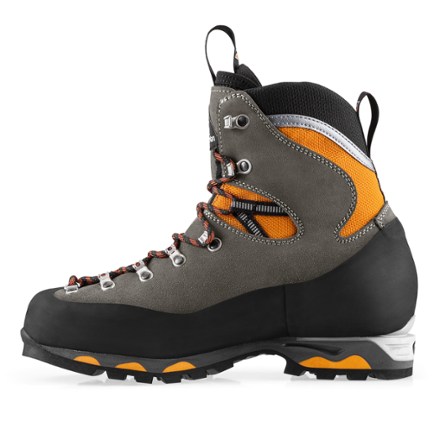 Zamberlan 2092 Mountain Trek GTX RR Mountaineering Boots - Men's 1