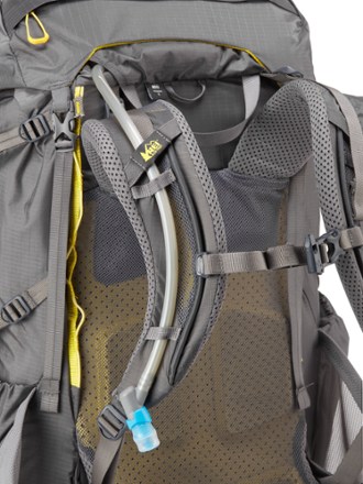 rei flash 62 backpack