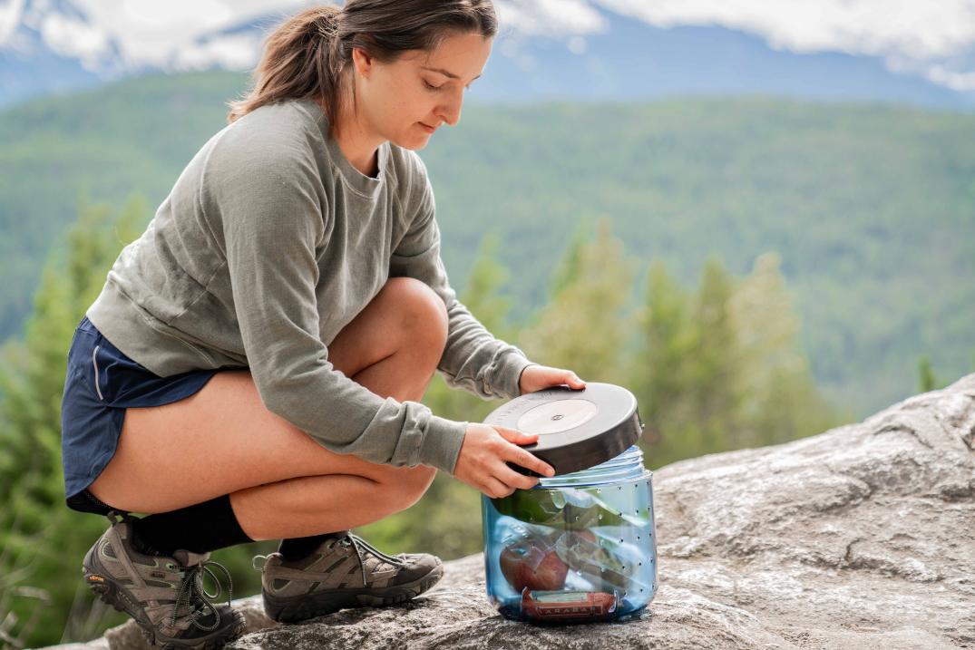 Location Image for BV450 Jaunt Bear Canister