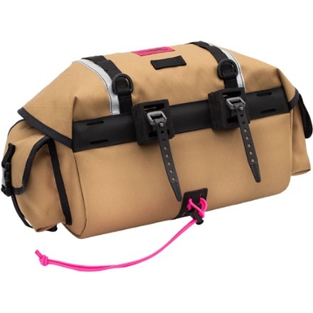 Swift Industries Zeitgeist Handlebar Pack 1