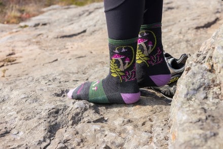 Darn Tough Mellow Mushrooms Micro Crew Lightweight Hiking Socks - Women's 3