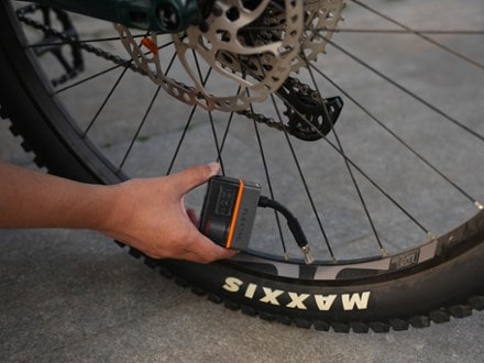 FLEXTAIL Tiny Tire Pump 200 5