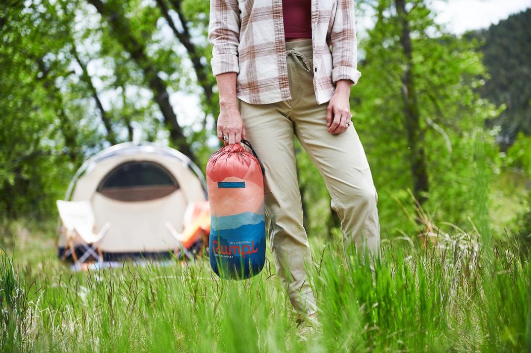 Location Image for Original Puffy Recycled Blanket