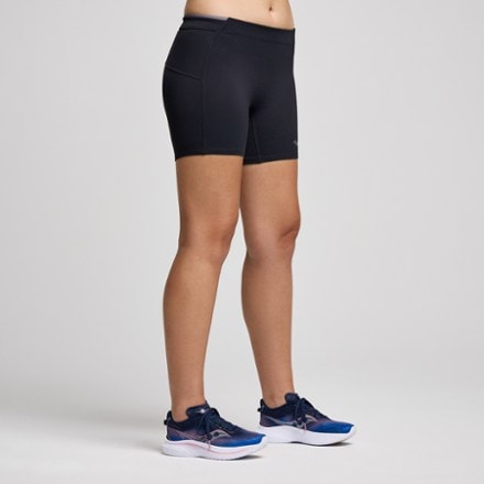 Saucony Kinvara 5" Hot Shorts - Women's 2