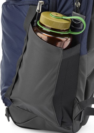 The North Face Surge Pack - Men's Water bottle pocket (Water bottle sold separately)