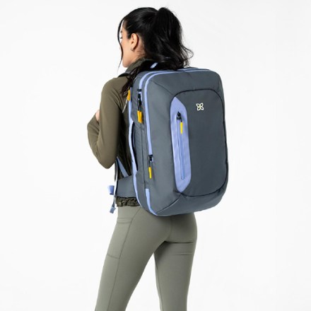 Sherpani Santiago 35 L Travel Pack 1