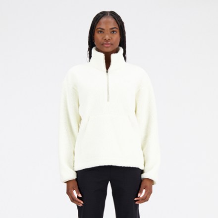 Women's New Balance Relentless Cinched Pullover — Winnipeg Outfitters