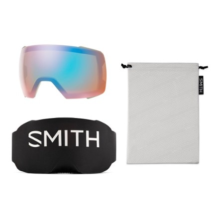 Smith I/O MAG XL ChromaPop Photochromic Snow Goggles with gogglesoc - Low-Bridge Fit 5