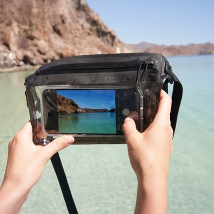 Nite Ize RunOff Waterproof Phone Belt Pouch 9