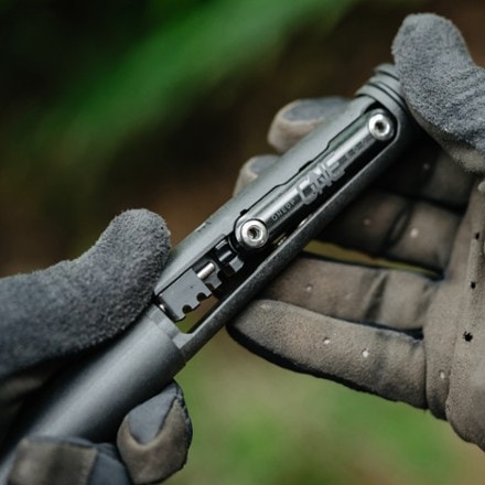 OneUp Components EDC V2 Tool 6