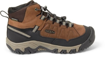 Kids hiking boots near me best sale