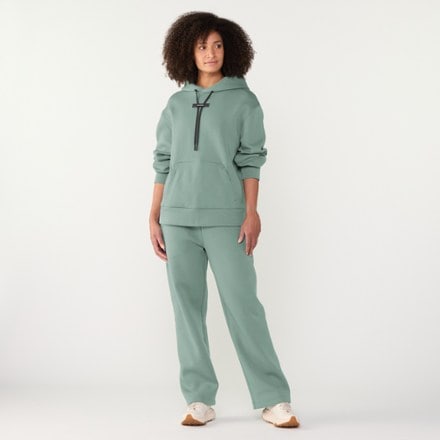 On Focus Tech Hoodie - Women's 3
