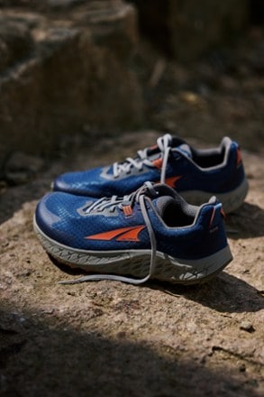 Altra Outroad 3 Trail-Running Shoes - Men's 5