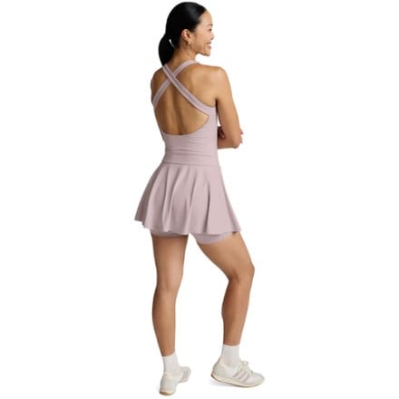 On Body Image of color Blush Blooms