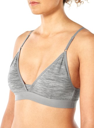 under armour women's sports bra