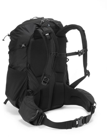 REI Co-op Trail 40 Pack - Women's 4