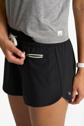 Vuori Clementine 2.0 Shorts - Women's 4" Inseam 4