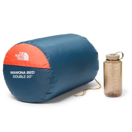 The North Face Wawona Bed Double Sleeping Bag Stuff sack (32 fl. oz. bottle not included)