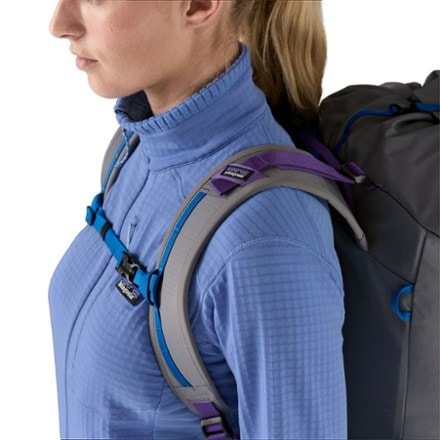 Patagonia R1 Jacket - Women's 5